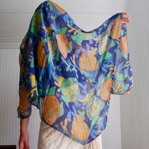 Giant Vintage Tropical Fish Novelty Print‎ Scarf